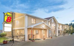 Super 8 By Wyndham Riverton